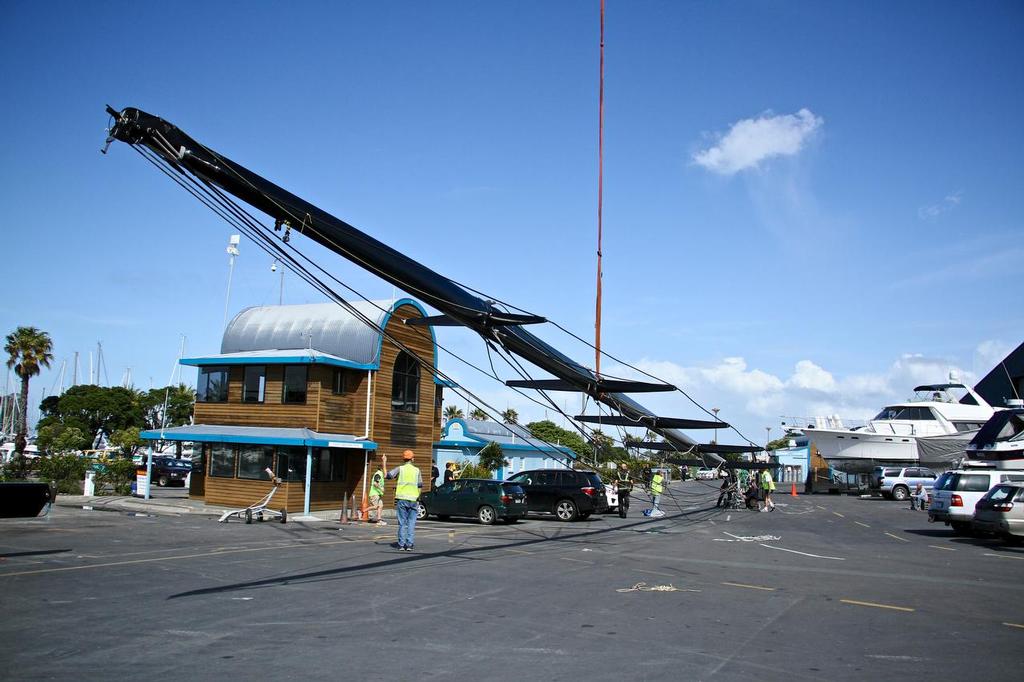 Spar is hoisted - Rio - Gulf Harbour September 5, 2014 © Richard Gladwell www.photosport.co.nz